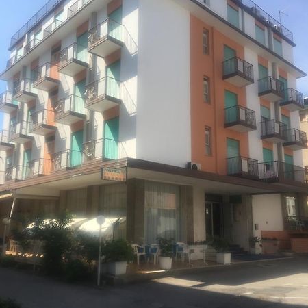 Hotel Britannia Lido di Jesolo Zewnętrze zdjęcie