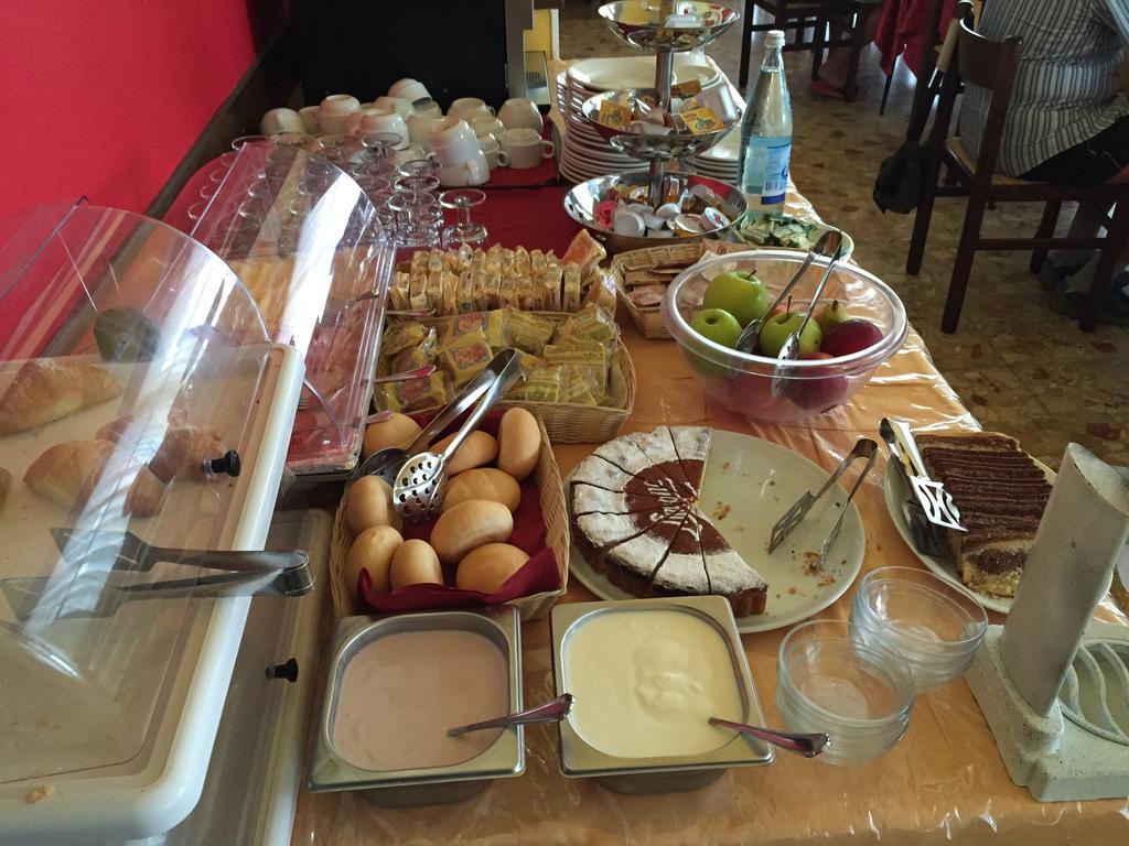 Hotel Britannia Lido di Jesolo Zewnętrze zdjęcie