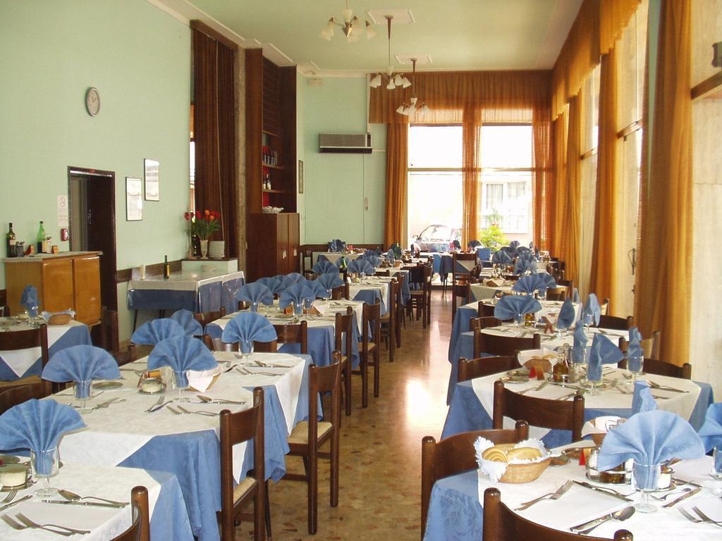 Hotel Britannia Lido di Jesolo Zewnętrze zdjęcie